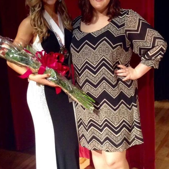 Plus size dress - Picture 2 of 2